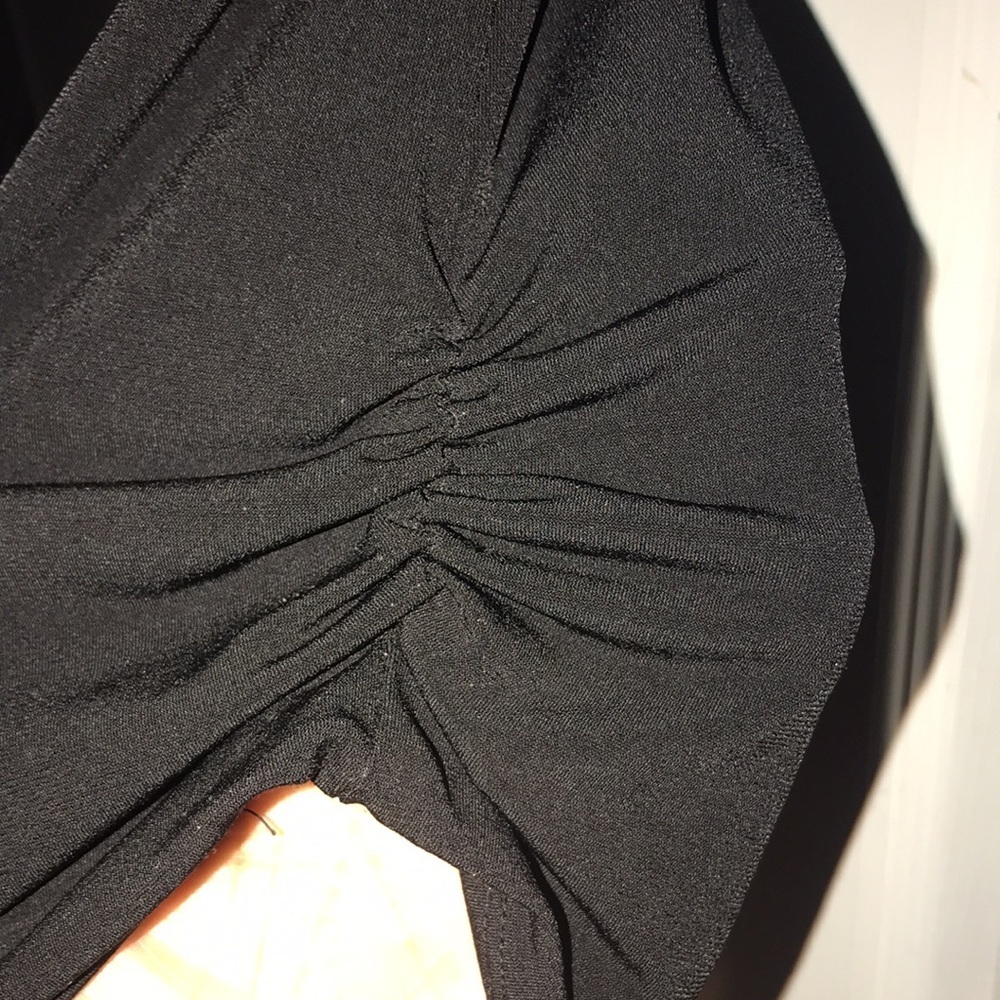 Women’s NY&Co Ruched Top - Picture 3 of 6